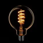 LED Lamp E27 Globe 95mm goud - dimtone 8W-2700K